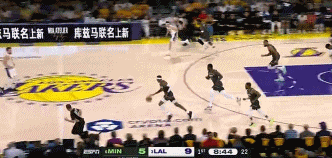 DB电子官网暴打小后卫💪麦丹13中11狂轰25分 4个前板抢爆湖人禁区