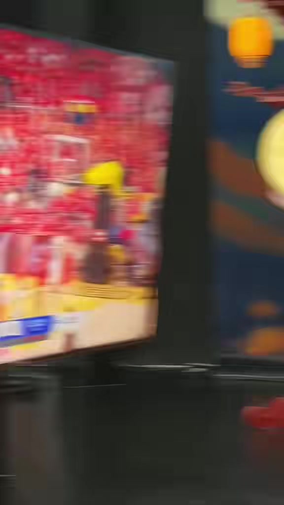 DB视讯官方登录入口😁美女主持金佳悦晒与郭艾伦的同框照 网友纷纷起哄说在一起